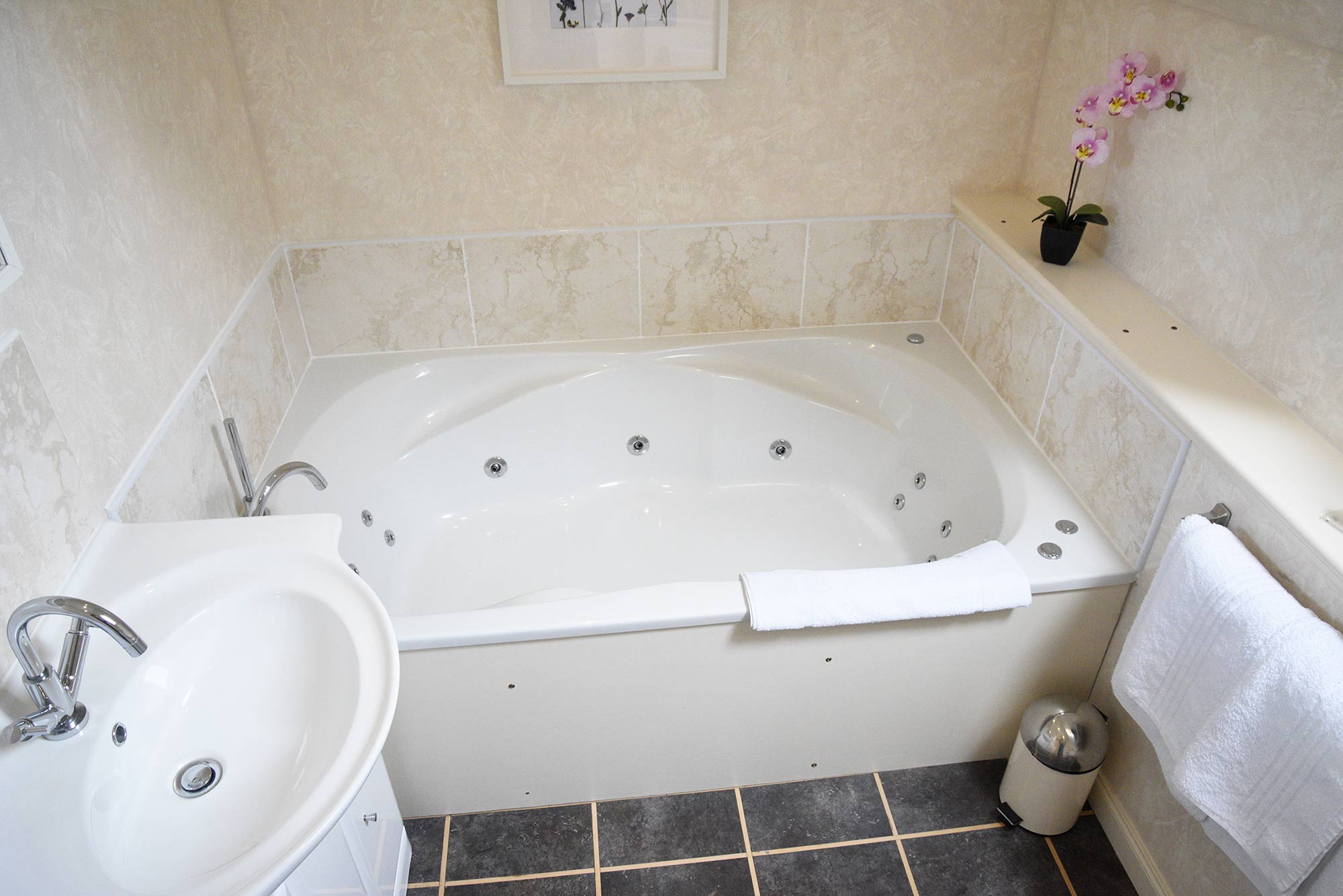 Our standard twin room on Skye with modern design