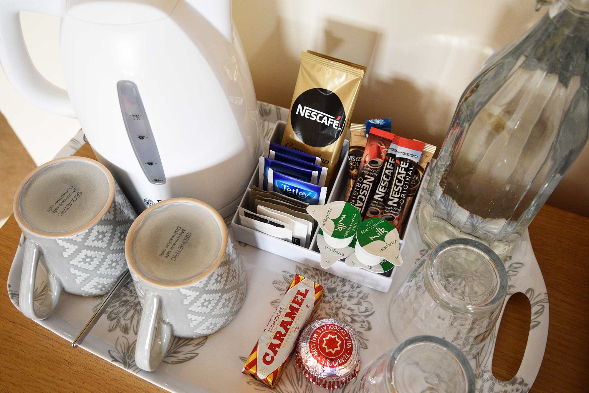 Views of the Cuillin Mountains with en suite bathroom and modern design